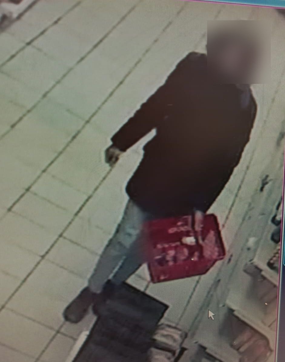     Двух пермяков задержали за кражи из магазинов в Саракташе Оренбуржье
