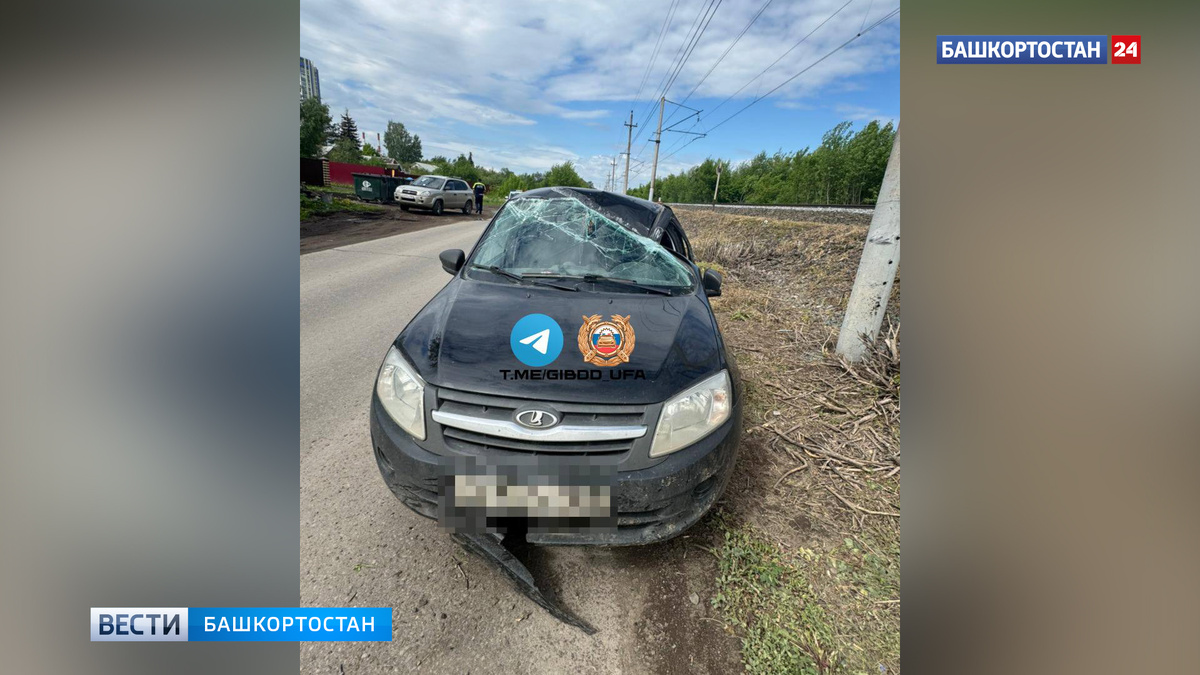    Перевернулся и врезался в столб: в Уфе в ДТП пострадал водитель «Лады»