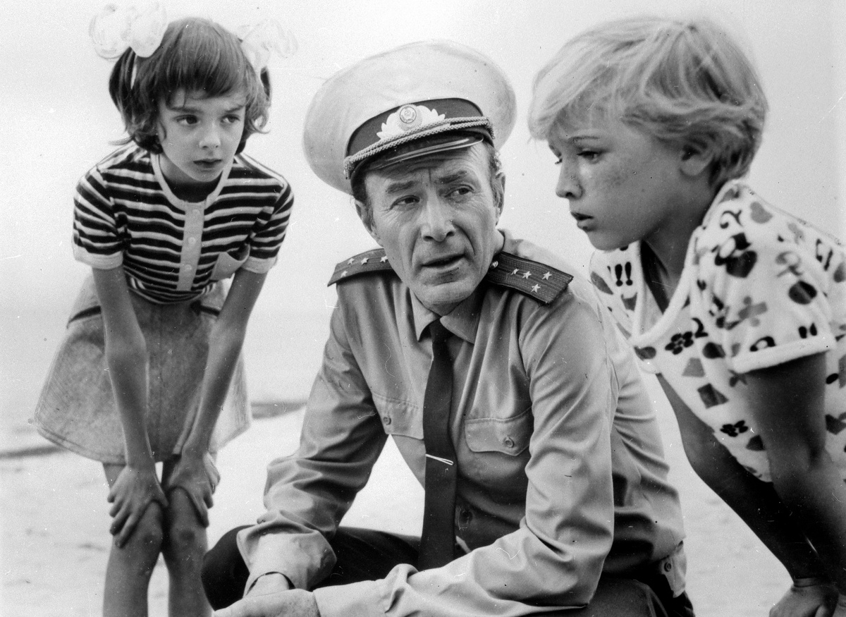    22 мая 1920 года в Херсоне родился советский актёр Николай Гринько. Его родители были артистами передвижного театра, и Николай с детства мечтал стать актёром / globallookpress.com / Кадр из фильма «Фантазии Веснухина» / Vyacheslav Panov