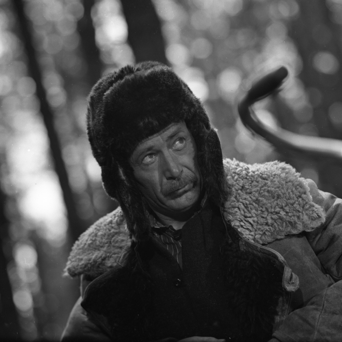    Актёрская карьера Николая Гринько началась после войны. Он учился в студии при Запорожском драмтеатре театре им. Щорса (ныне Запорожский академический областной украинский музыкально-драматический театрим. В.Г. Магара), играл на сцене там же и в ужгородском театре / РИА Новости / Кадр из фильма «Только три ночи»