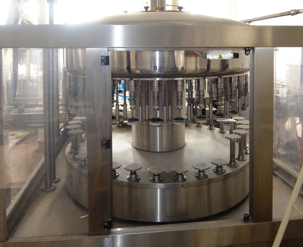 Автомат розлива напитков