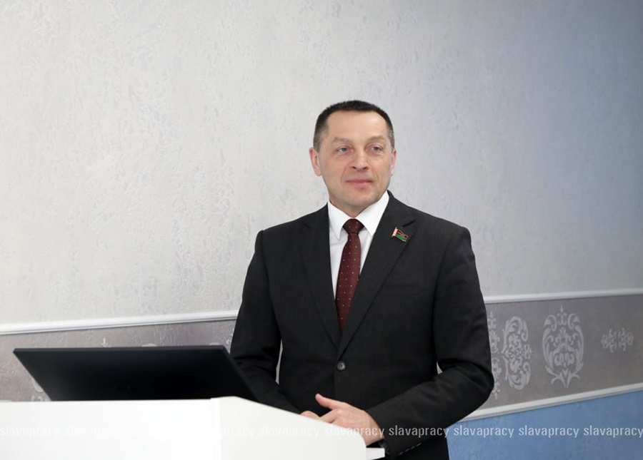     Депутатская работа на Копыльщине: итоги года Андрея Лиса