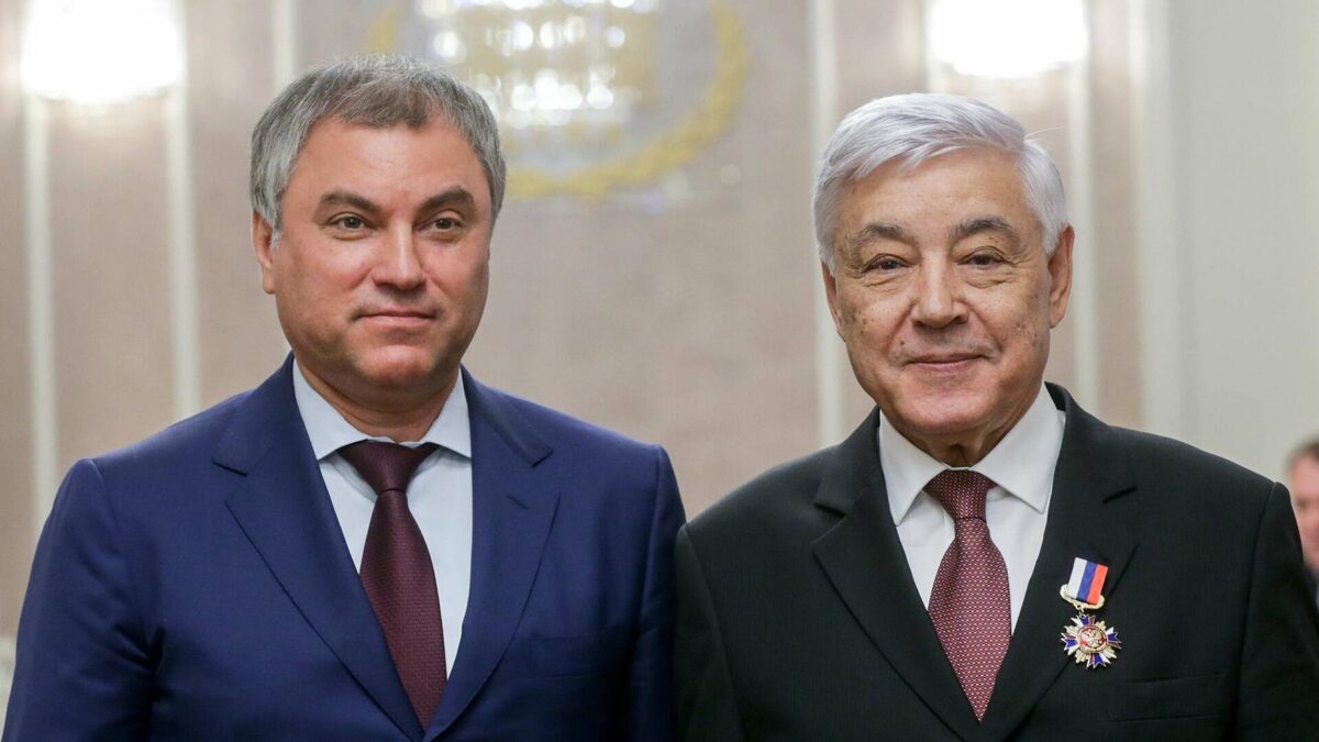 Председатель Государственной Думы Вячеслав Володин и Председатель Государственного Совета Республики Татарстан Фарид МухаметшинФото: duma.gov.ru