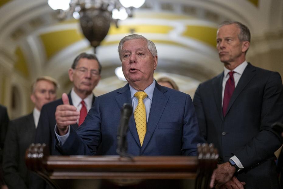    CNP/AdMedia/Global Look Press