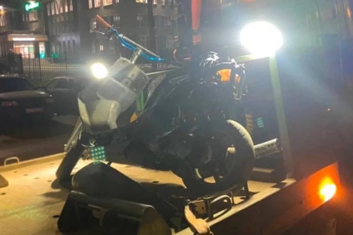    В Тверской области подросток катался на скутере, а поплатились родители