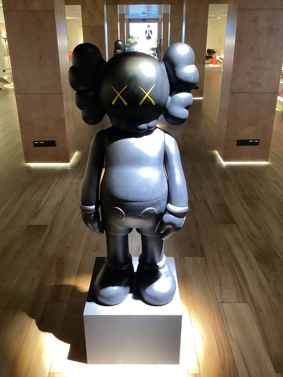 KAWS. Из серии "Компаньон"