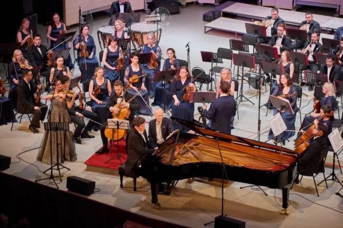    Денис Мацуев открыл фестиваль в Уфе исполнением музыкального эксклюзива