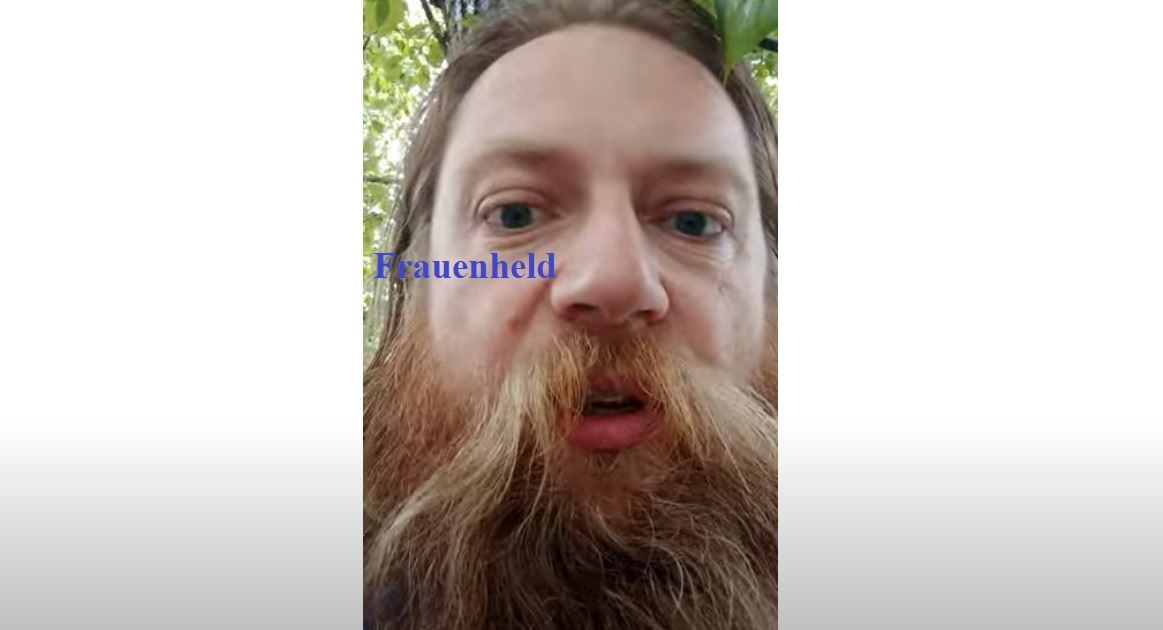 Скрин автора канала из видео Евгения Теплякова