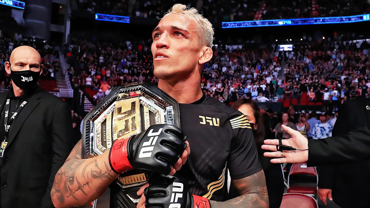 Чарльз Оливейра