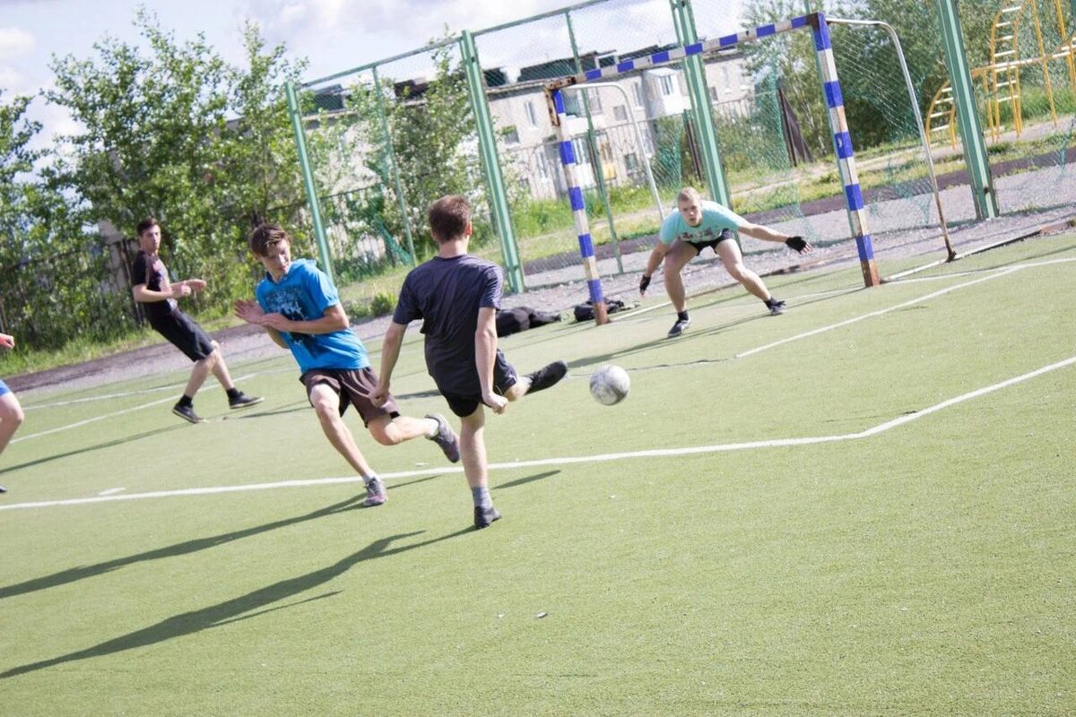 Уверенность не приходит сразу. Но она точно появляется, когда ты перестаёшь стоять в стороне.