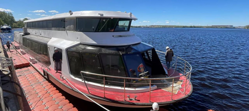 Спущено на воду головное электросудно проекта "Москва 2.0" / Фото: "ВодоходЪ"  📷
