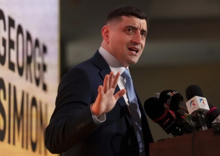    Конституционный суд Румынии отклонил иск Джордже Симиона