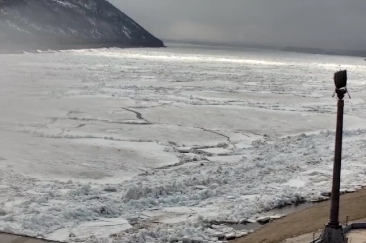    3 тонны взрывчатки отправили в Среднеколымск для борьбы с ледовым затором