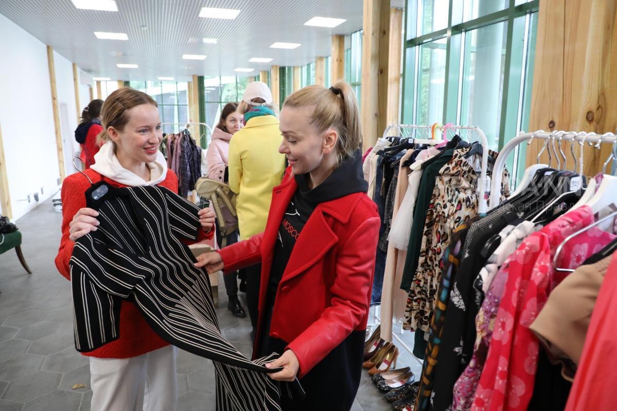    Каждый нижегородец потратил около 414 тысяч рублей на покупку одежды, техники, продуктов