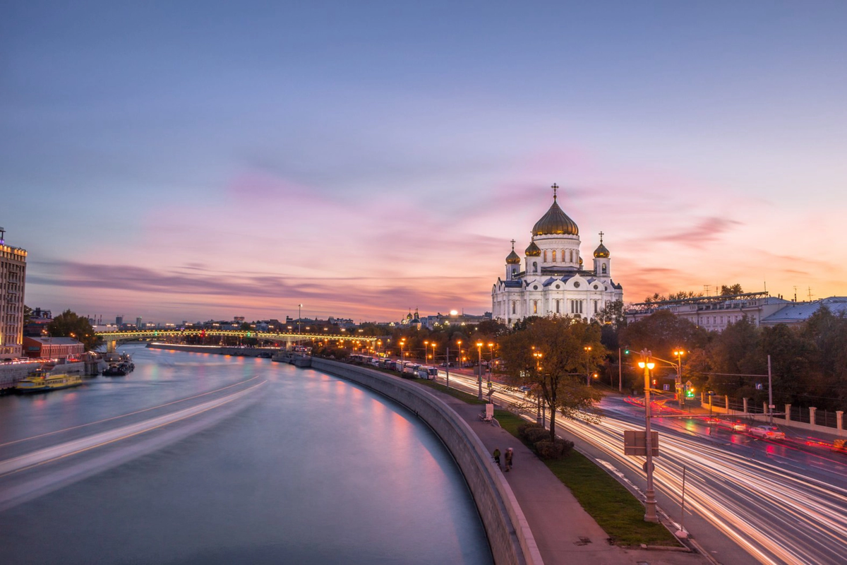 Панорама города с видом на Храм Христа Спасителя. Источник: Envato Elements