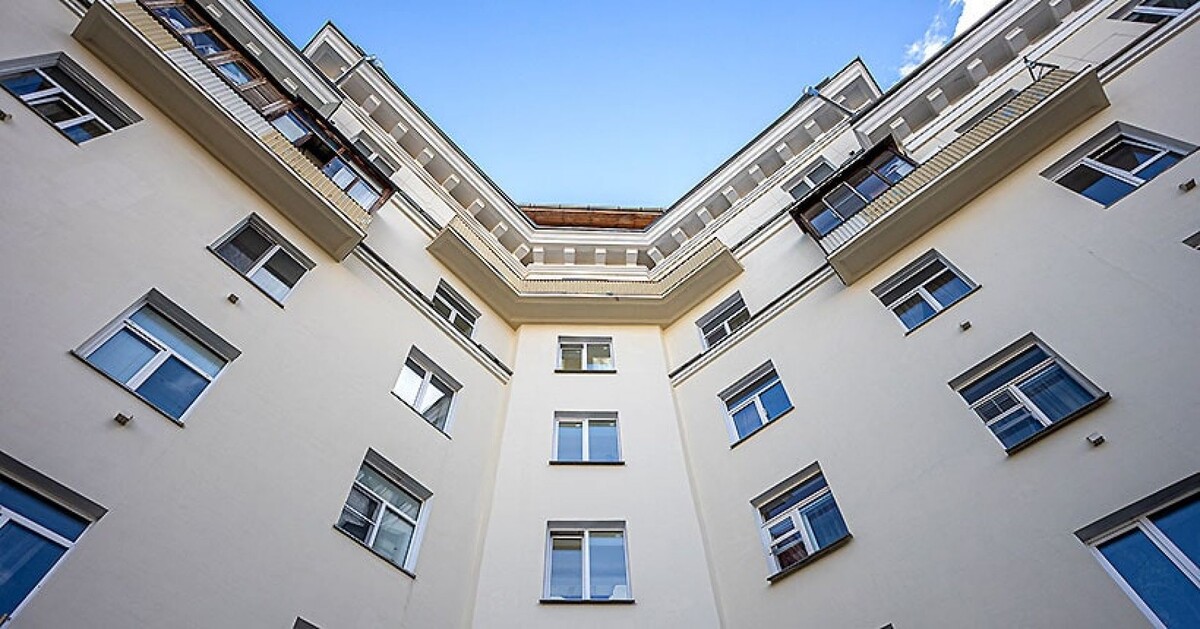 Летом окно и балкон могут стать источником смертельной опасности для вашего малыша.