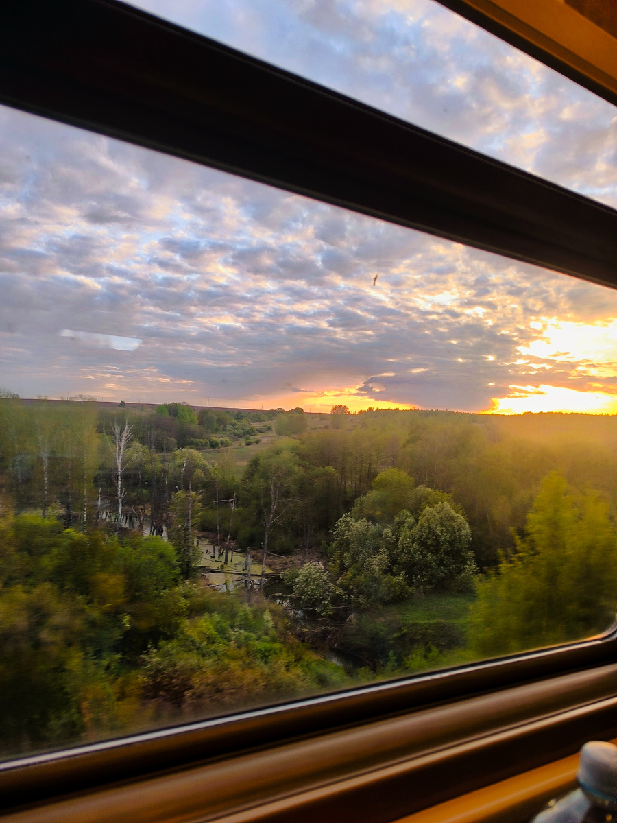 Какие виды из окна!