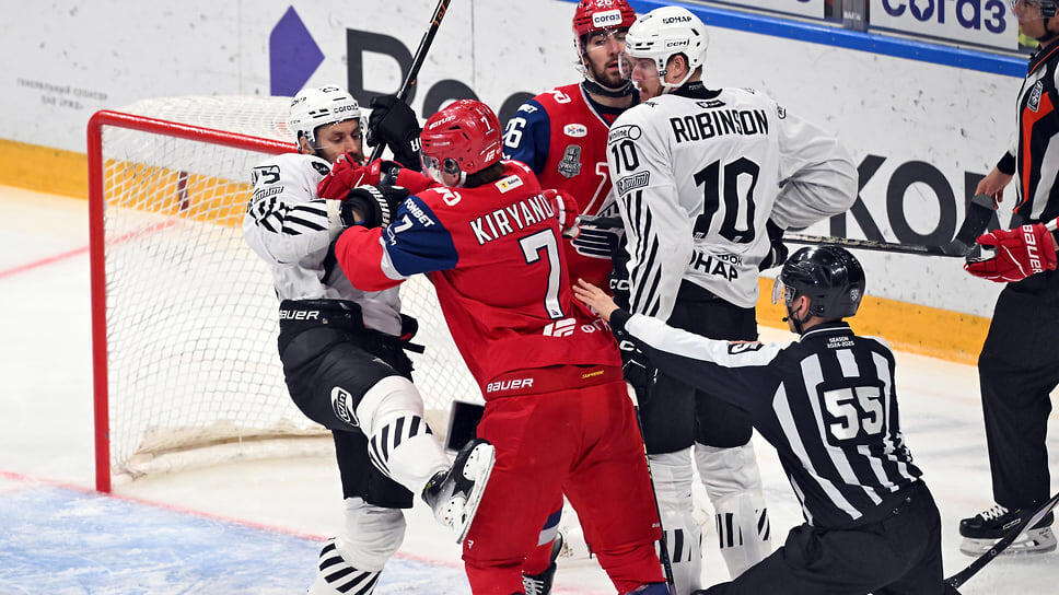 Матч между «Локомотивом» и «Трактором».📷Фото: Дмитрий Азаров / Коммерсантъ