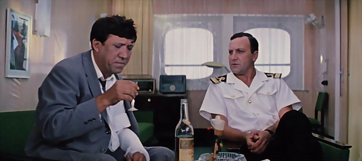 Фото: кадр из к/ф «Бриллиантовая рука» (1968)