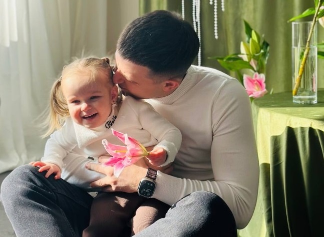 Александр и Афина (фото из Telegram)