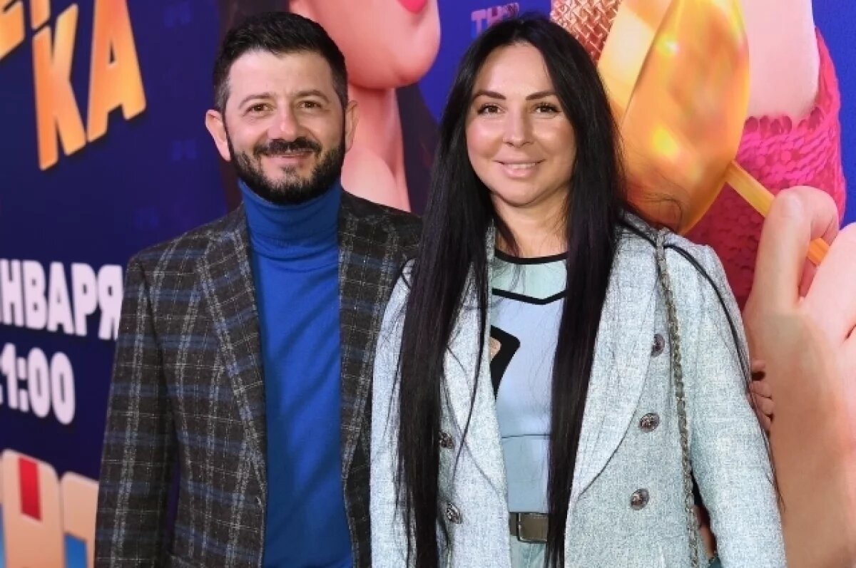    Юрист Колоколов рассказал, как Галустян будет делить имущество с женой