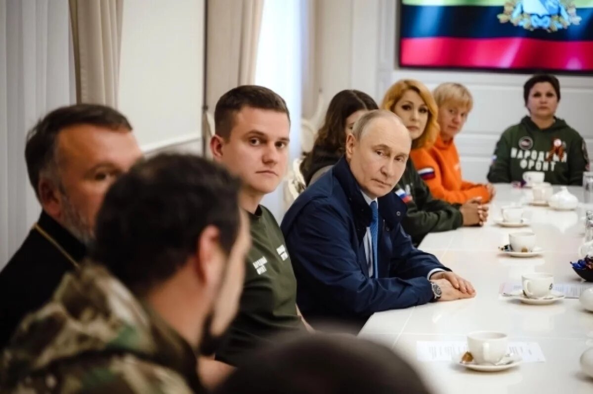    Политолог Григорьев назвал знаковой поездку Путина в Курскую область