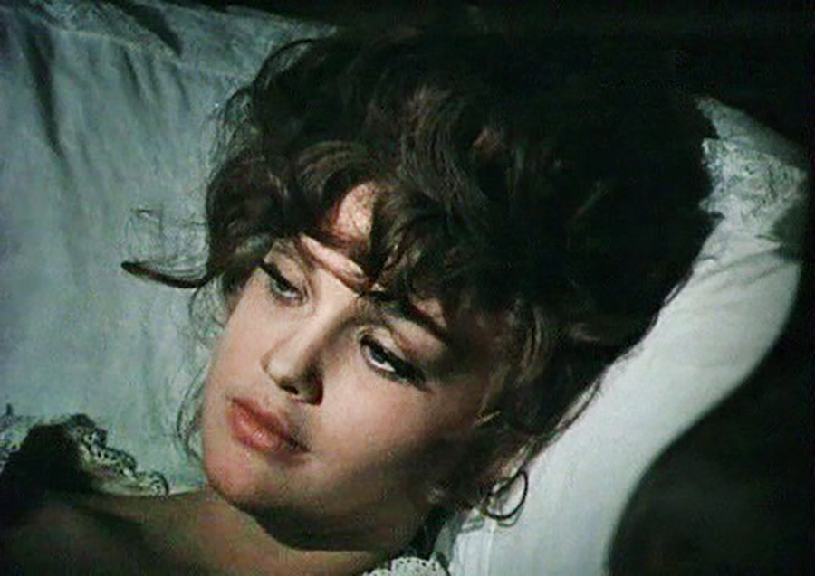 "Хождение по мукам" 1974-77 год, Светлана Пенкина - Катя Булавина