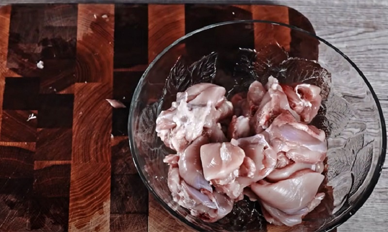 Ароматная и нежная курица с картофелем, от которой сложно оторваться