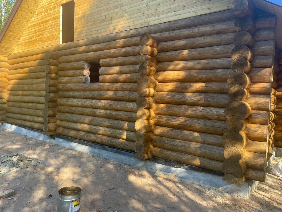 Стены обработаны маслом Новотекс