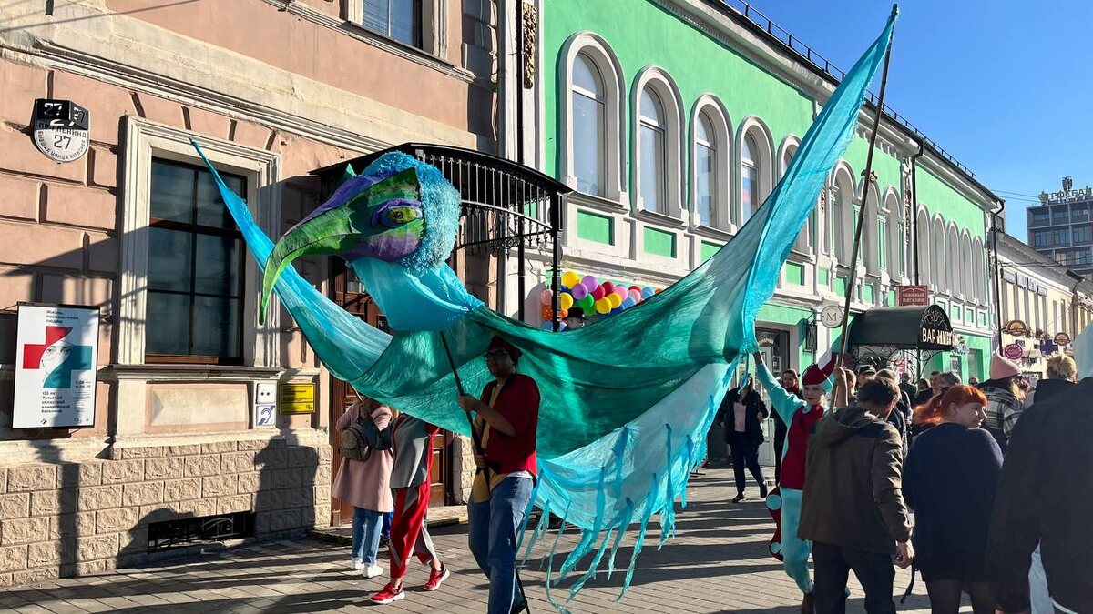 Фестиваль уличных театров «Театральный дворик»/Вести-Тула