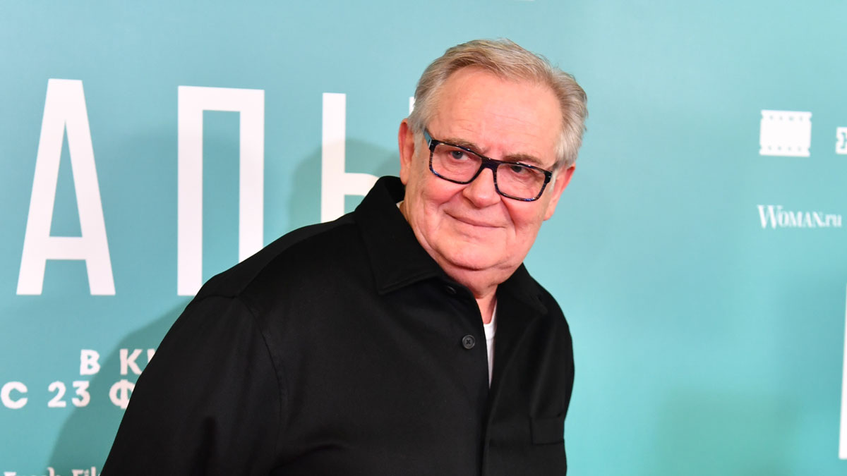    Юрий Стоянов