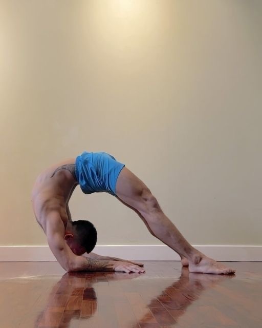 Почему растяжка не идёт? Начинаем с глаз и висков! 