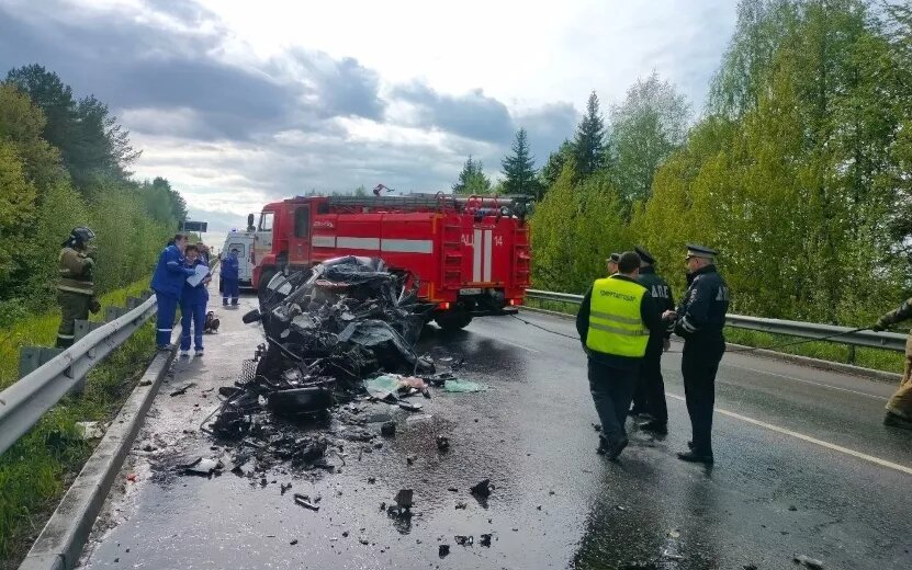    Дорожные работы под дождем, пожилые за рулем и пенсии для многодетных матерей: что обсуждают ижевчане 22 мая