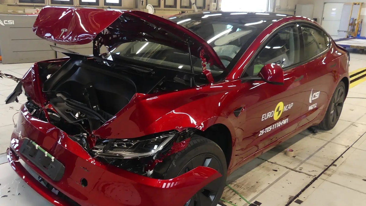 Источник: Tesla / ANCAP  📷
