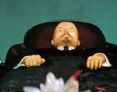 В. И. Ленин в Мавзолее