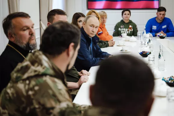 © Пресс-служба Президента РФ
Перейти в фотобанк
Президент Владимир Путин посетил Курскую область