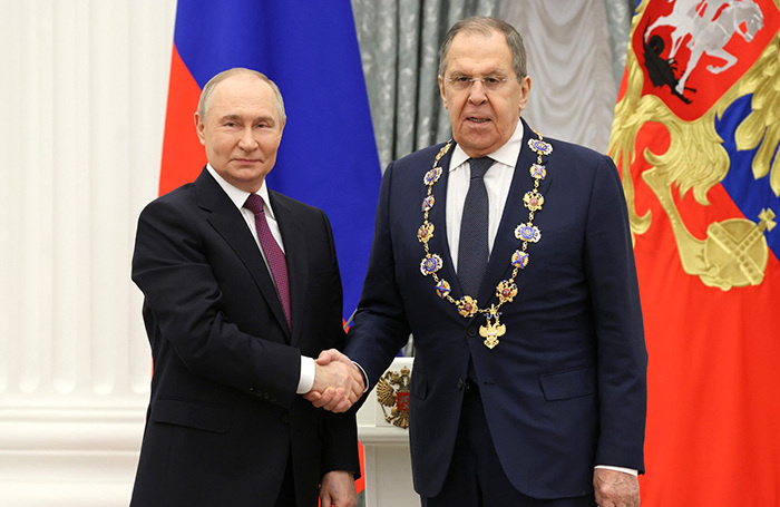    Владимир Путин и Сергей Лавров.пресс-служба президента России/Владимир Гердо/ТАСС