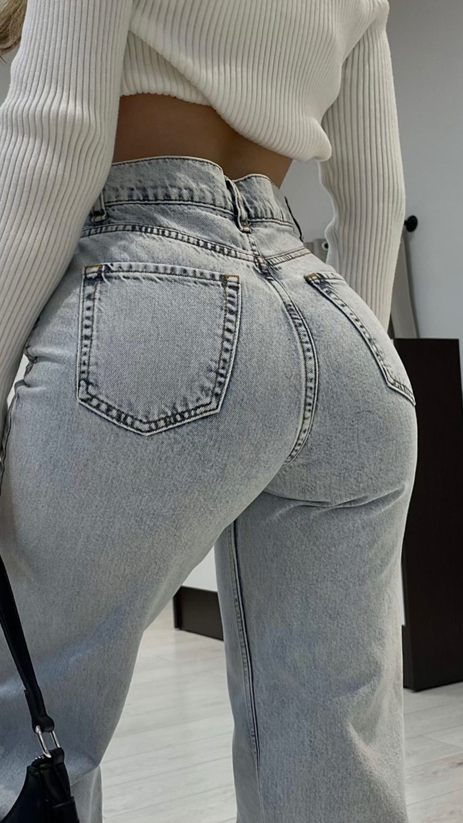 Как накачать красивую попу и улучшить здоровье с помощью ягодичного моста