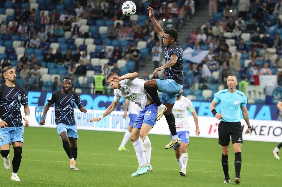    Колумбиец Хуан Кастильо, судя по всему, вполне мог достичь успехов при прыжках в высоту.