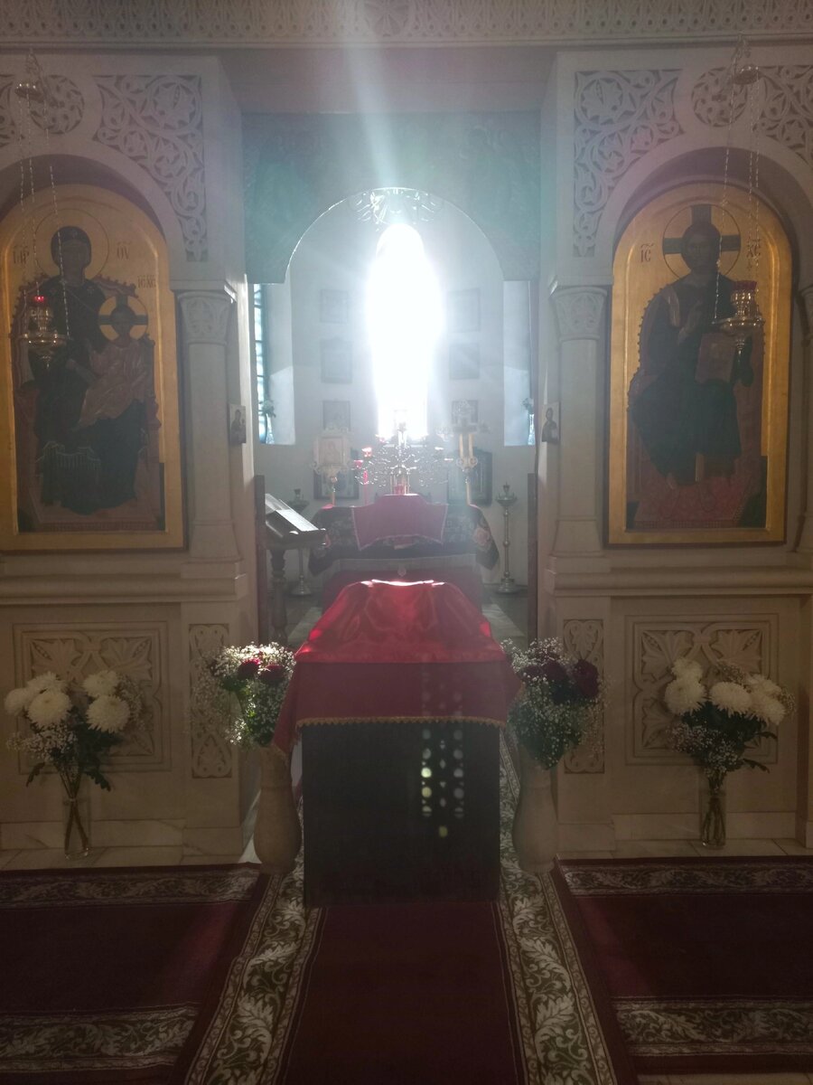 Не ищите Его во гробе. Он воскрес! Фото Сергея Михеева 