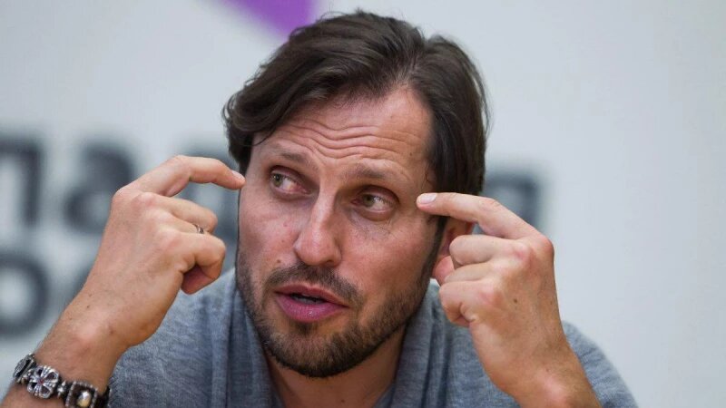     Шоу "Дуэты". CCO.