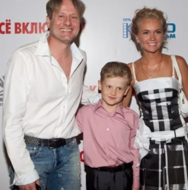 Эдуард. Гоша. Лена. 