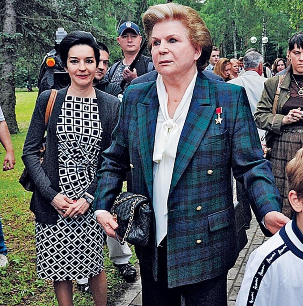 Валентина Терешкова с дочерью. Источник изображения: сайт ros-pres.com