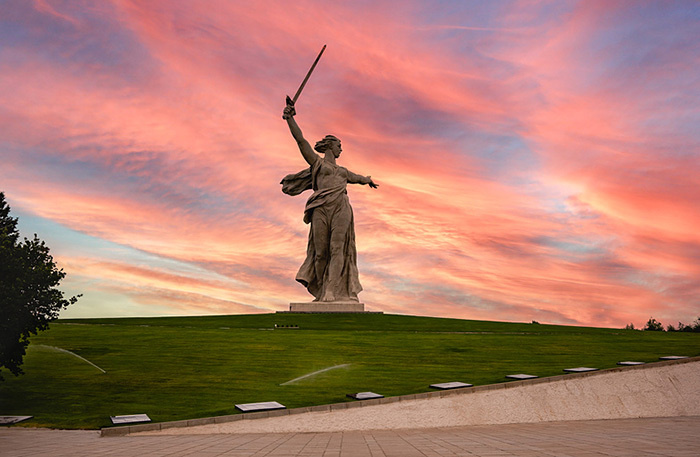    Монумент «Родина-мать зовет!». Фото: Наталья Гармашева/Фотобанк Лори