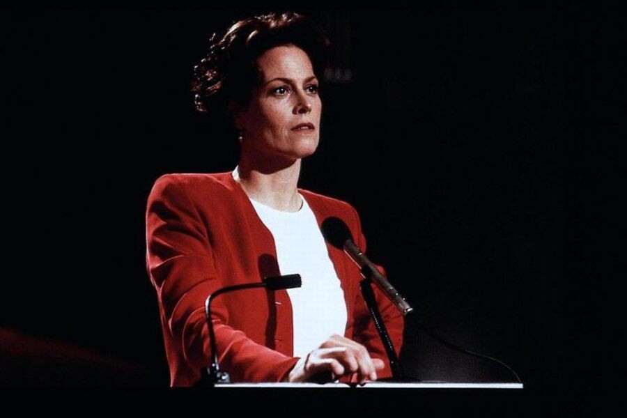 Кадр из фильма «Имитатор» (1995)