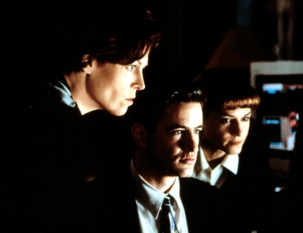 Кадр из фильма «Имитатор» (1995)