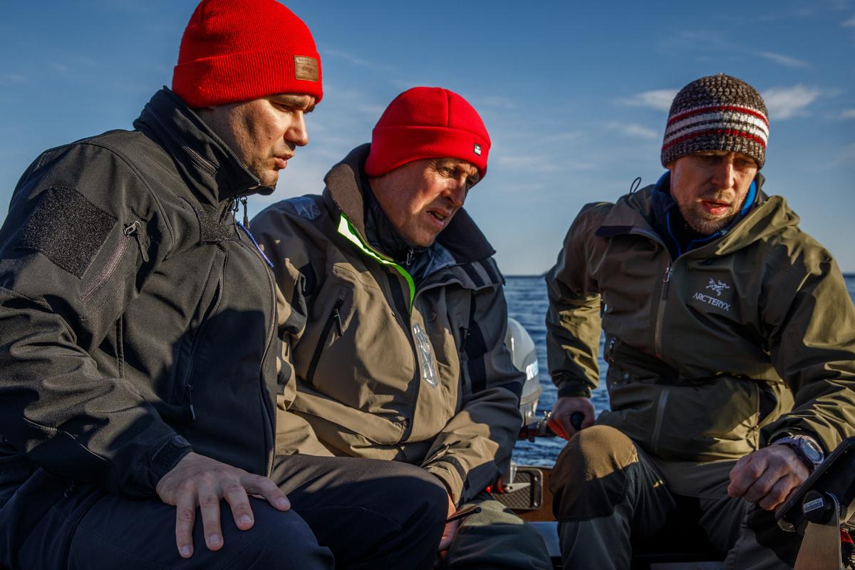 Исследование дна с помощью гидролокатора бокового обзора