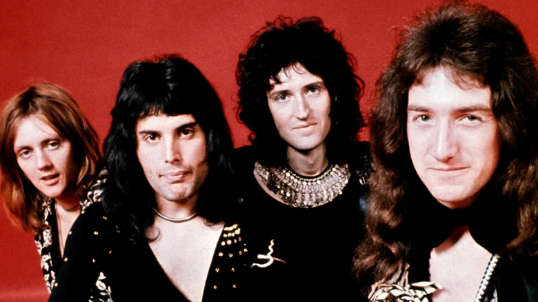 В чем уникальность Queen