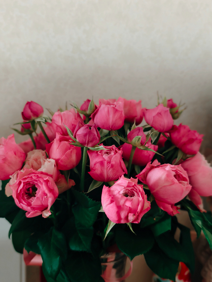 Букет на комоде