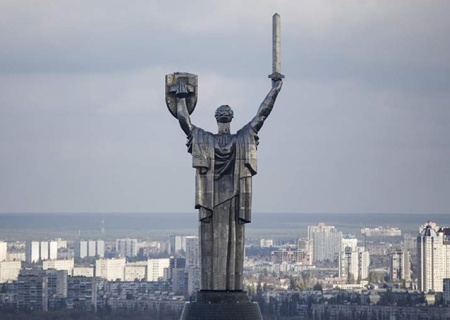    Дмитрук: члены киевской делегации на переговорах с Россией являются врагами Украины